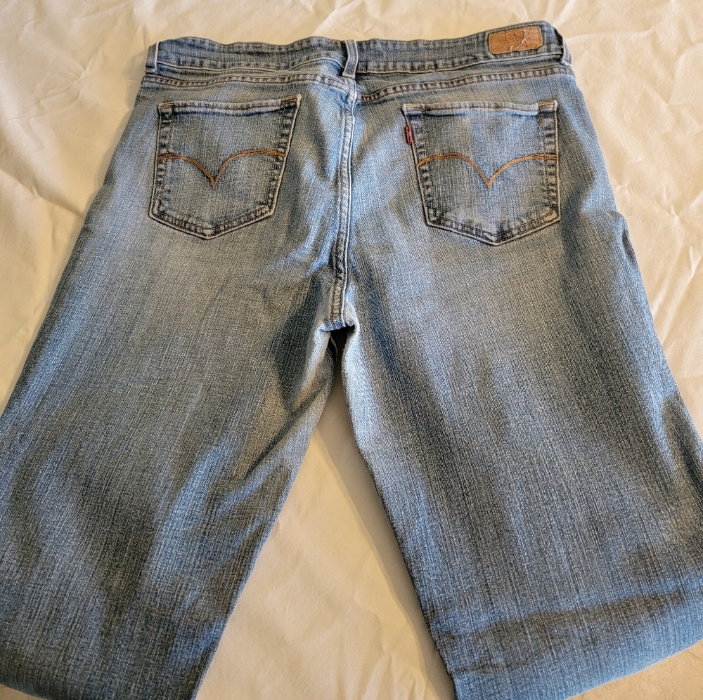 Levi's size 16M